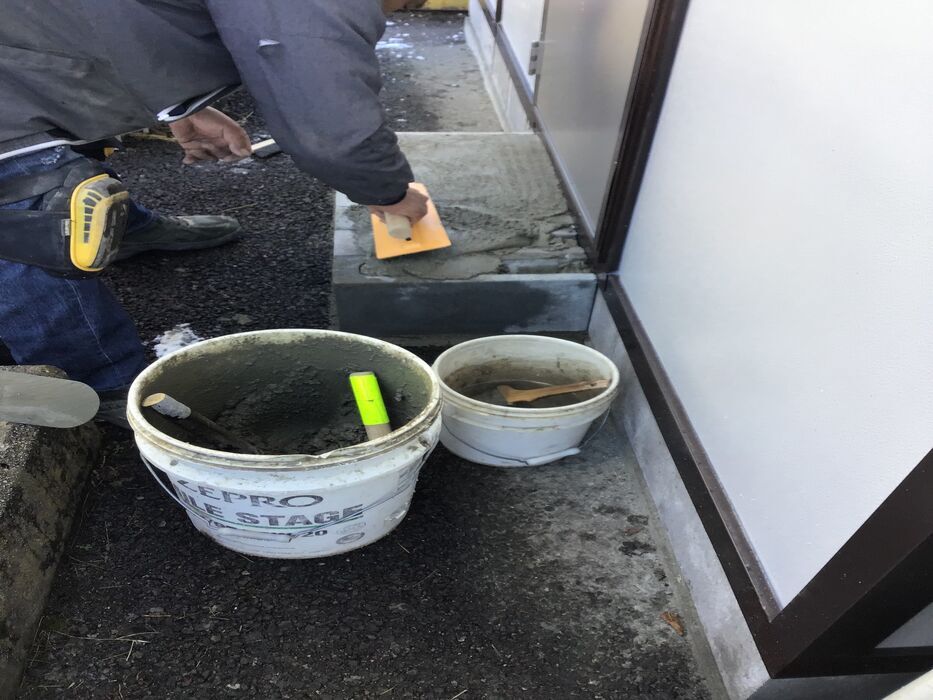 長野市　快適利用のステップ追加　ミニハウス