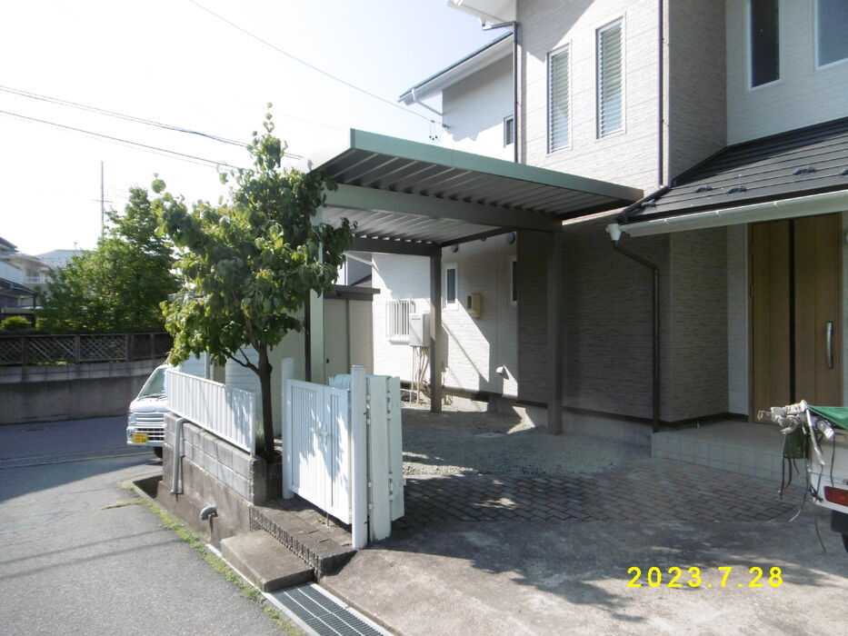 長野市　カーポート　変形土地に設置